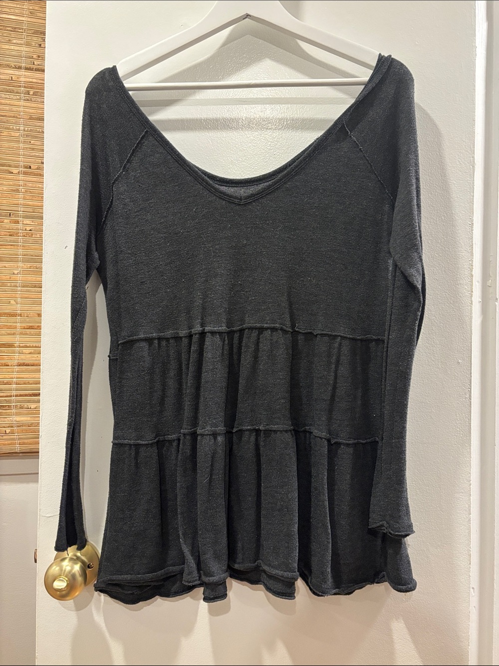 American Eagle Outfitters Women's Long Sleeve Tiered V-Neck Top - Charcoal Black
